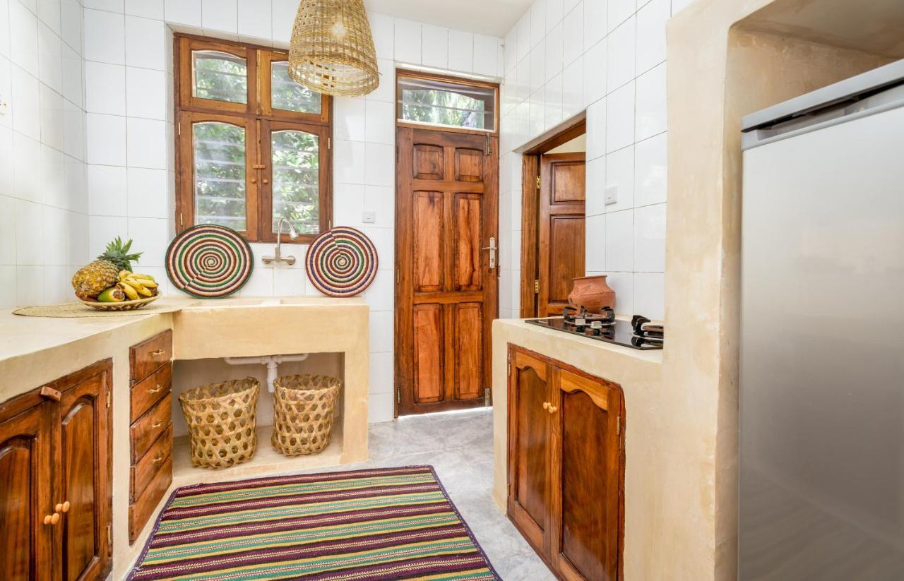 Kima Serviced Beach House & Suites Бвейю Екстер'єр фото