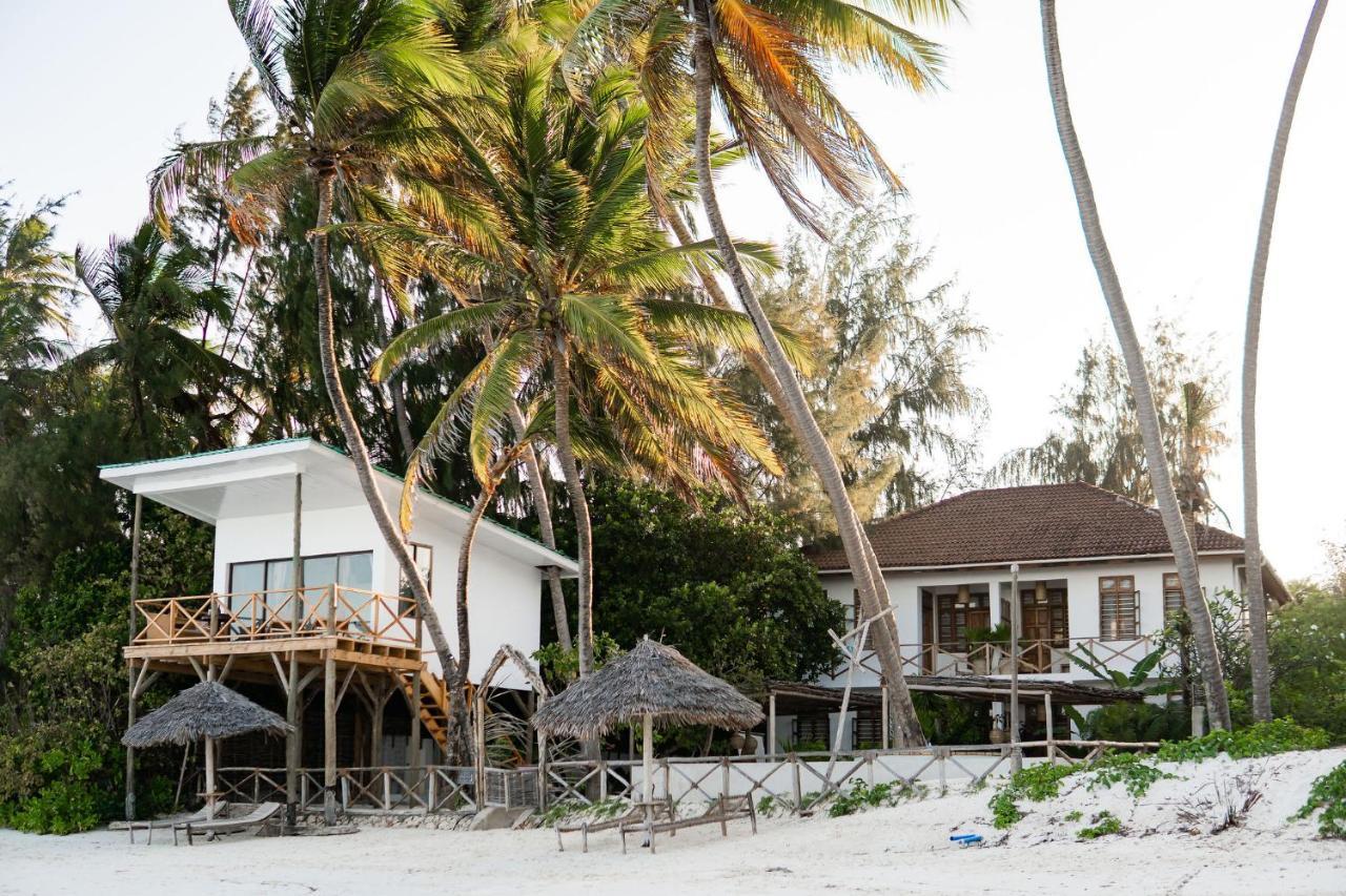 Kima Serviced Beach House & Suites Бвейю Екстер'єр фото