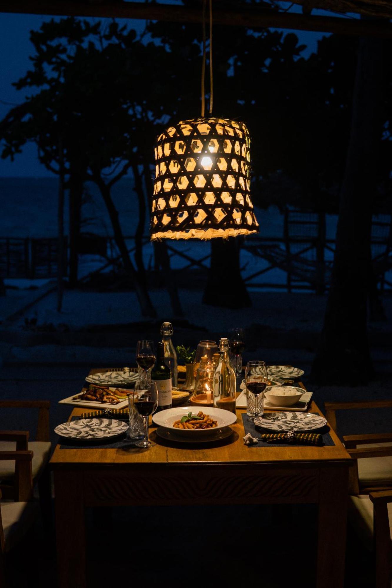 Kima Serviced Beach House & Suites Бвейю Екстер'єр фото
